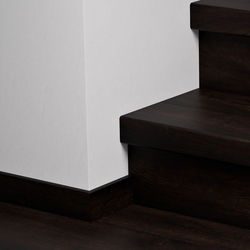 Quick-Step ЛАМИНИРОВАННЫЕ НАКЛАДКИ НА СТУПЕНИ — CAPTURE QSSTRBSIG04756